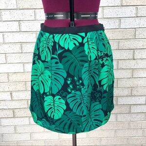 NWT Banana Republic Skirt Green Tropical Leaf Vacation Womens 8